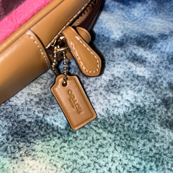 Women’s coach mini camera bag in signature jacquard w/stripes multicolored - Picture 8 of 9